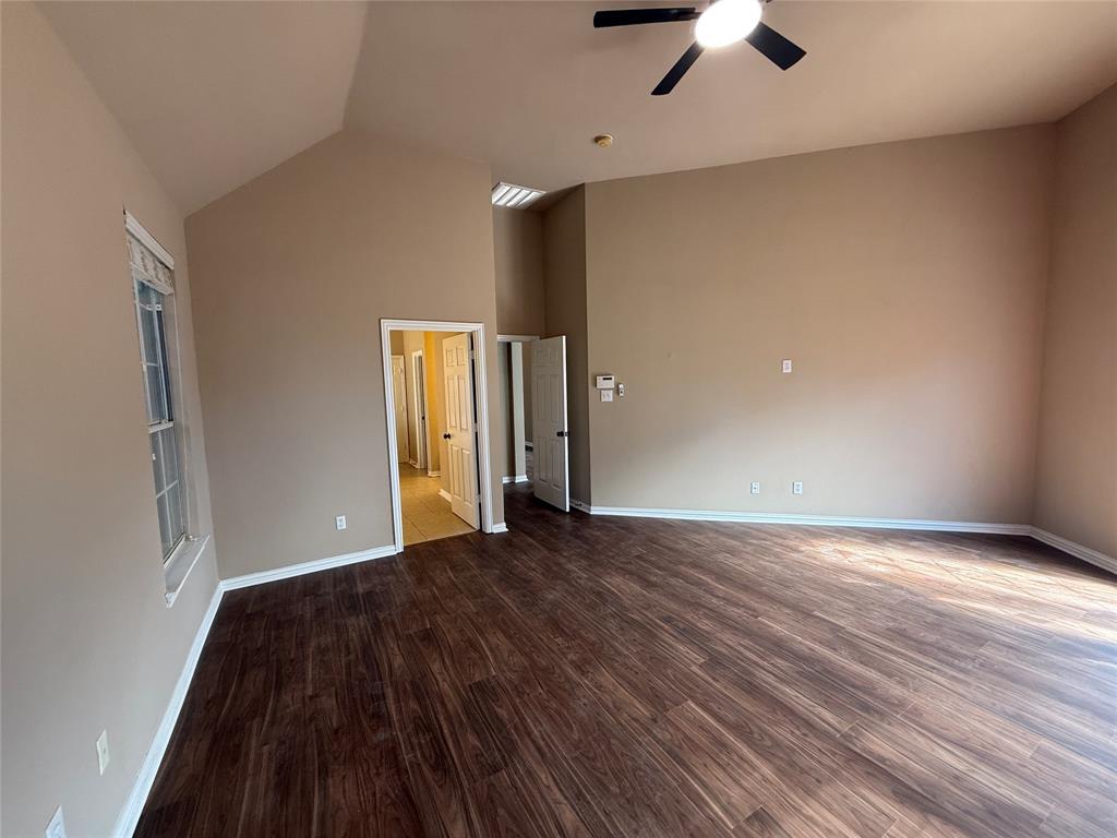 5045 Toftrees Drive - Photo 9