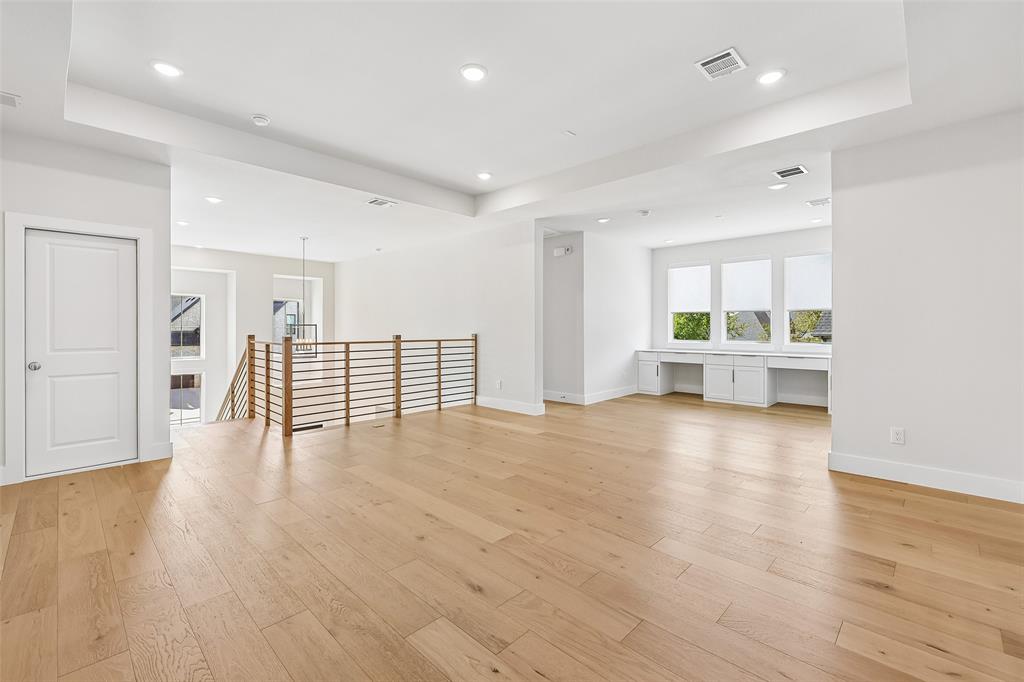 4670 Mayfield Drive - Photo 22