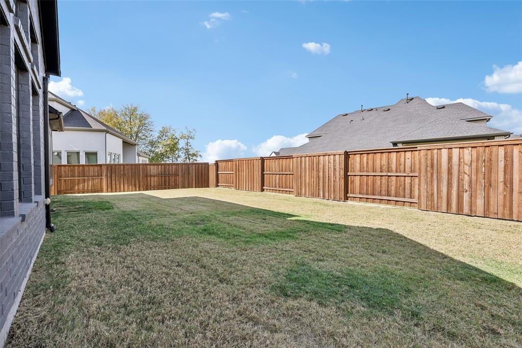 4670 Mayfield Drive - Photo 28