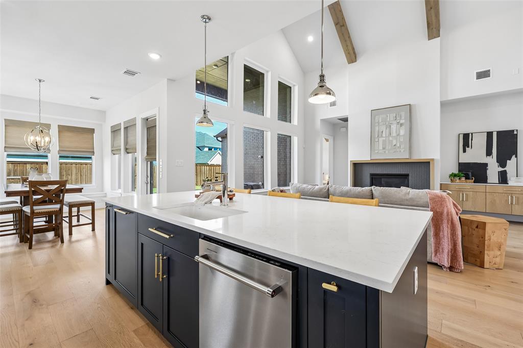 4670 Mayfield Drive - Photo 6