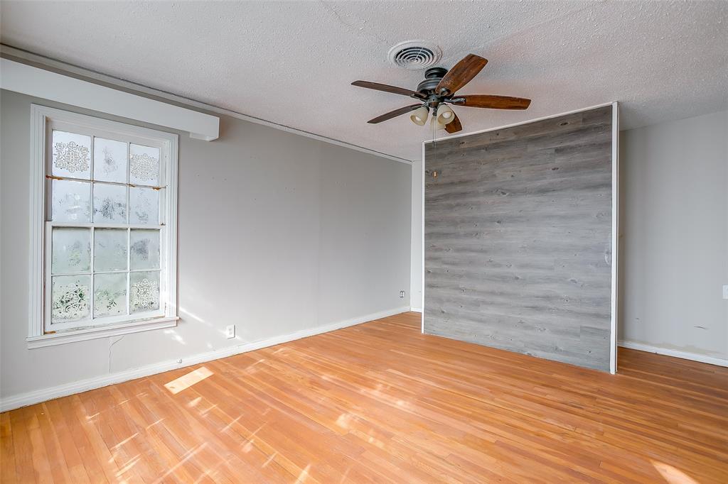 7900 Raymond Avenue - Photo 14