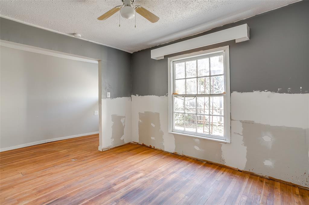 7900 Raymond Avenue - Photo 9