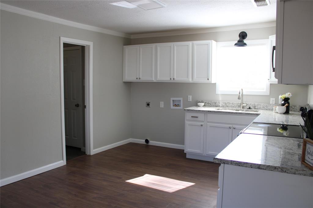 4605 Hillside Avenue - Photo 10