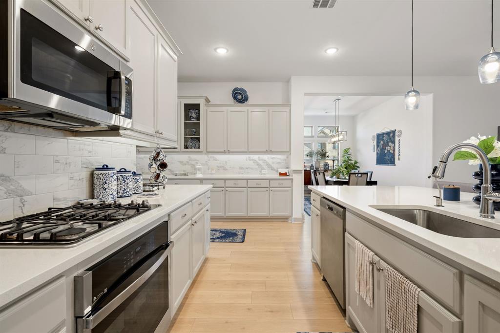 2616 Henley Way Way - Photo 17