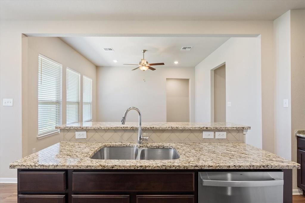 1427 Shadow Hill Lane - Photo 13