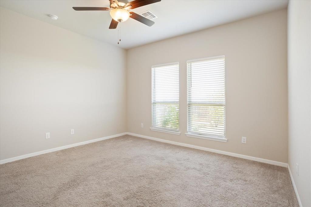1427 Shadow Hill Lane - Photo 15