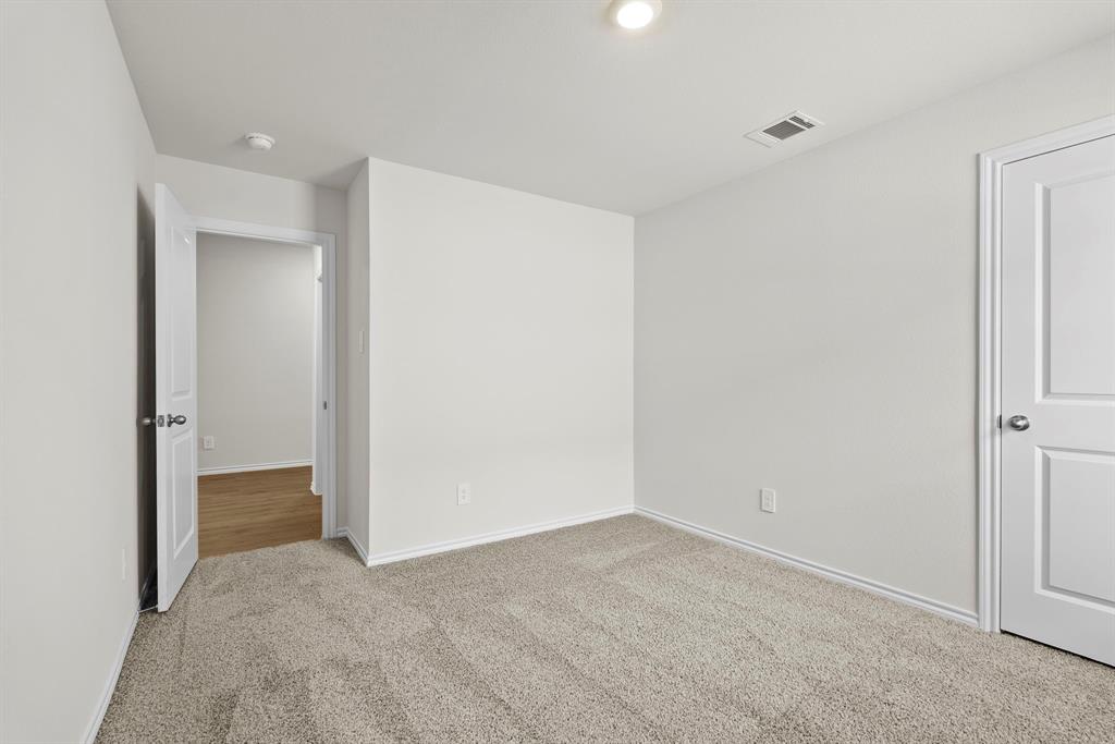 4004 Thistle Hill - Photo 11