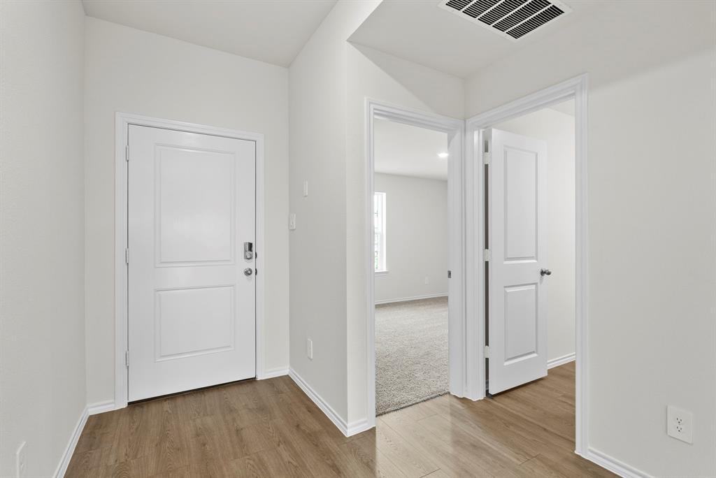 4004 Thistle Hill - Photo 3