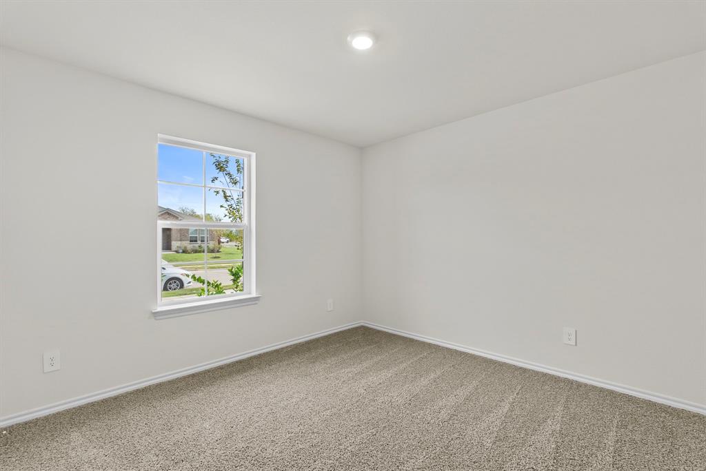 4004 Thistle Hill - Photo 4