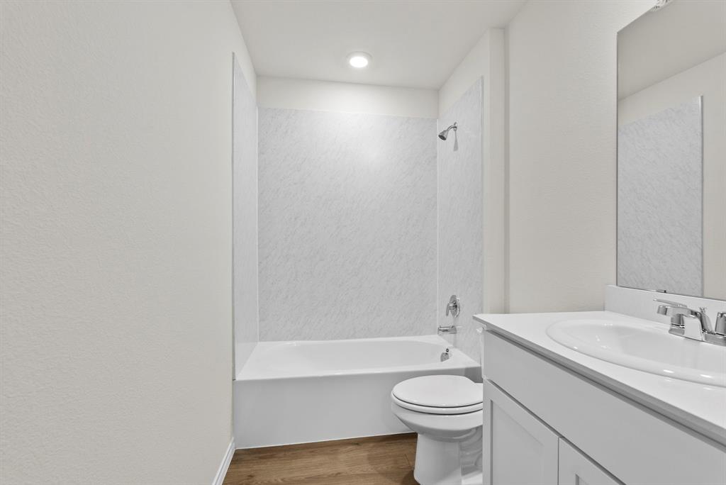4004 Thistle Hill - Photo 6