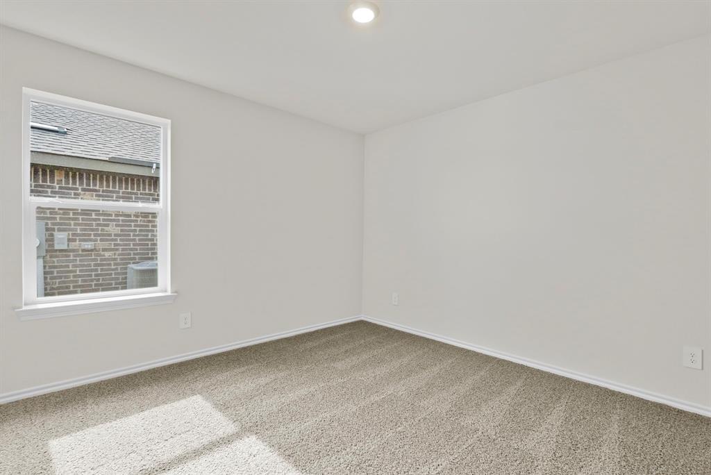 4004 Thistle Hill - Photo 7