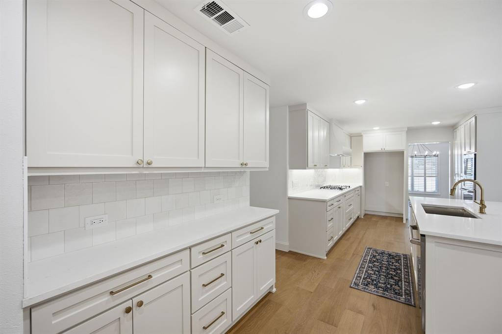6978 Pemberton Drive - Photo 12
