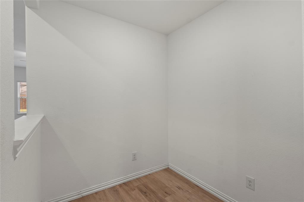1305 Panela Road - Photo 10