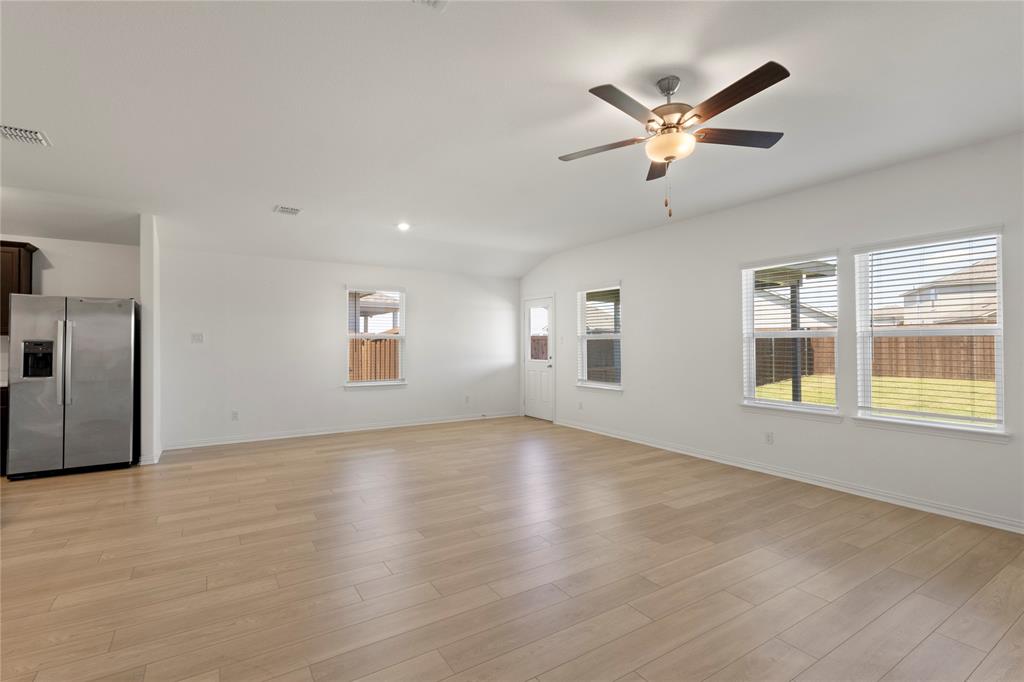 1305 Panela Road - Photo 4