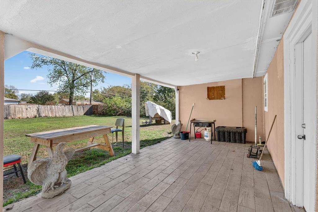 2612 Dinah Drive - Photo 14