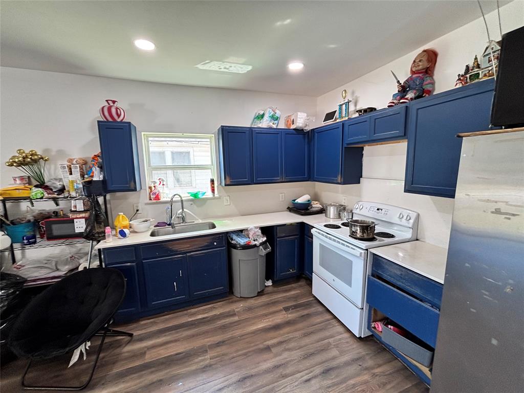 2917 Lenway Street - Photo 3