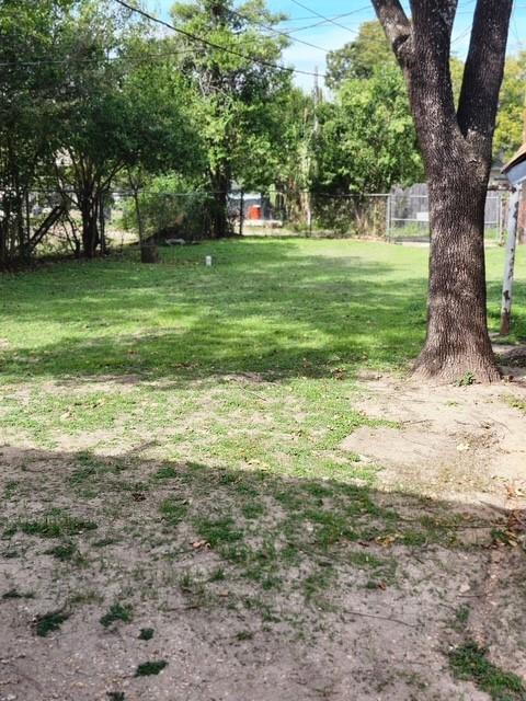 1621 Trice Avenue - Photo 4