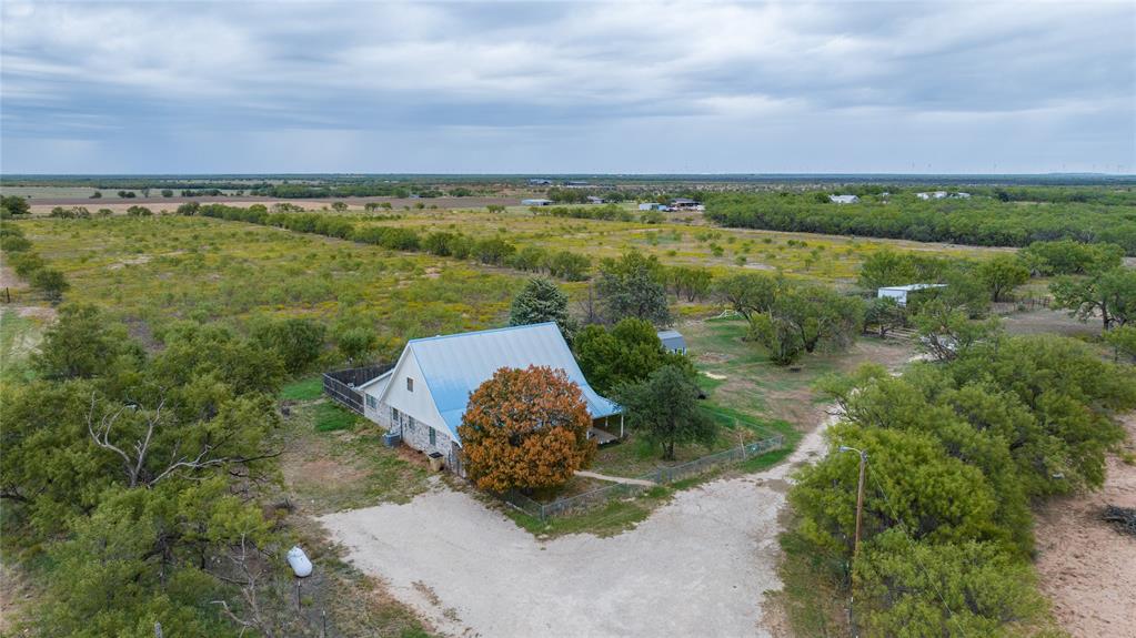 2791 County Road 103 N - Photo 3