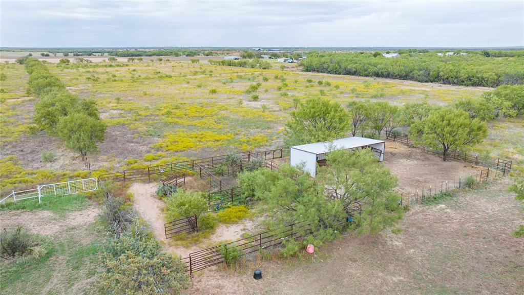 2791 County Road 103 N - Photo 9