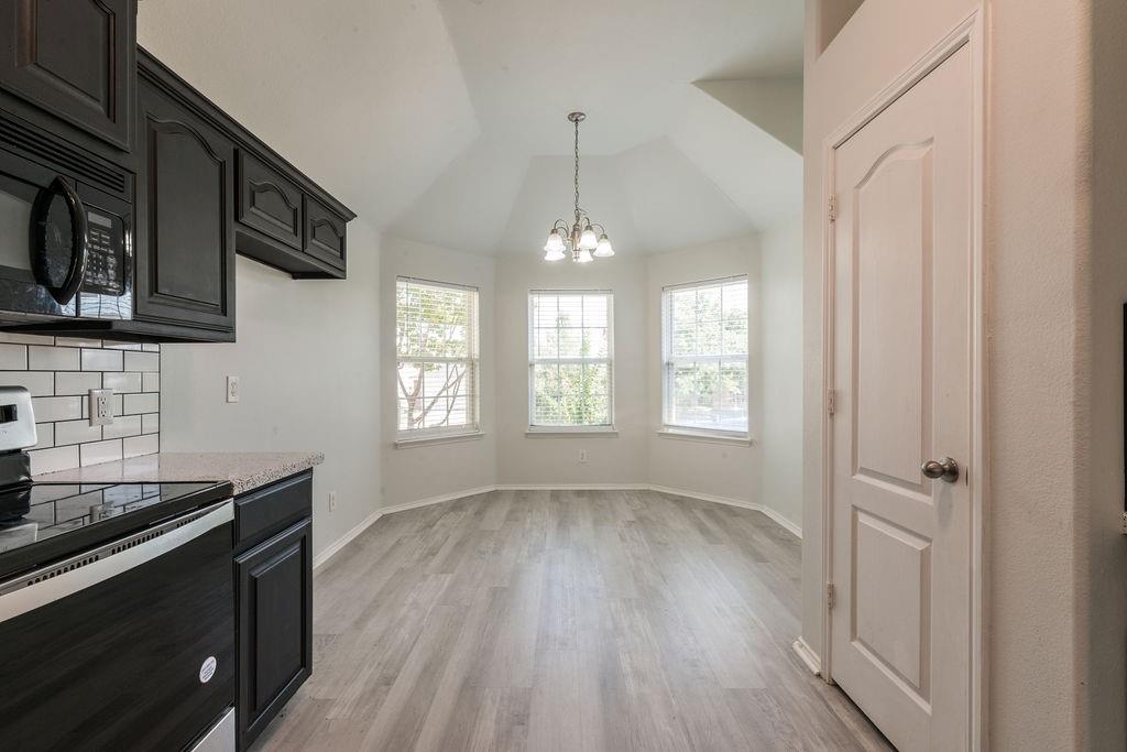 912 Hidden Oaks Drive - Photo 9