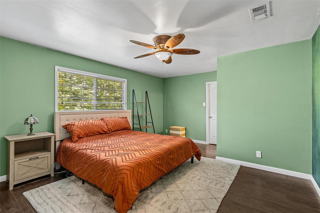 2110 Carnation Lane - Photo 14