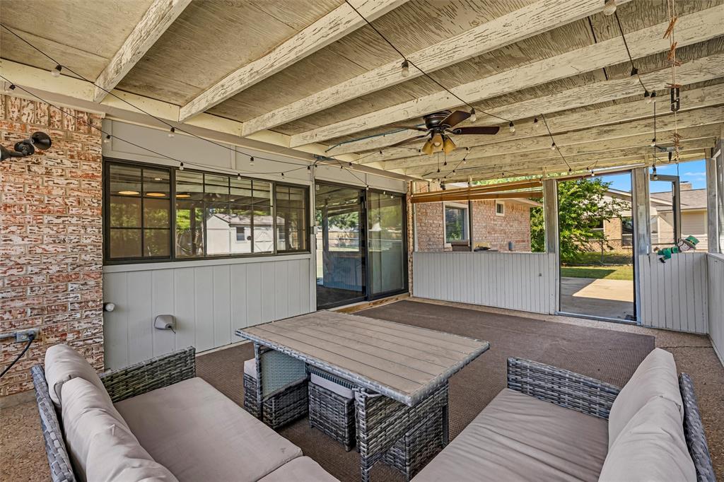 2110 Carnation Lane - Photo 22