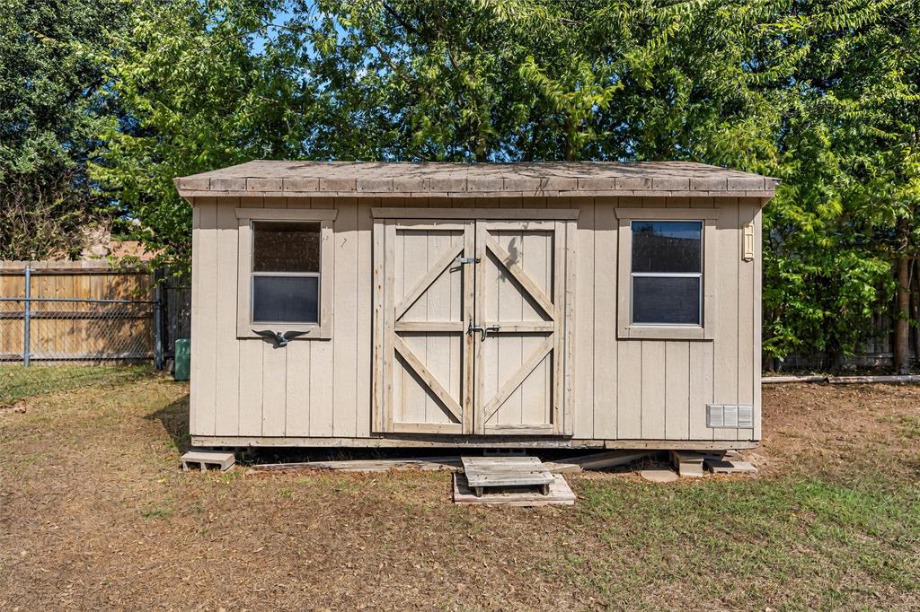 2110 Carnation Lane - Photo 26
