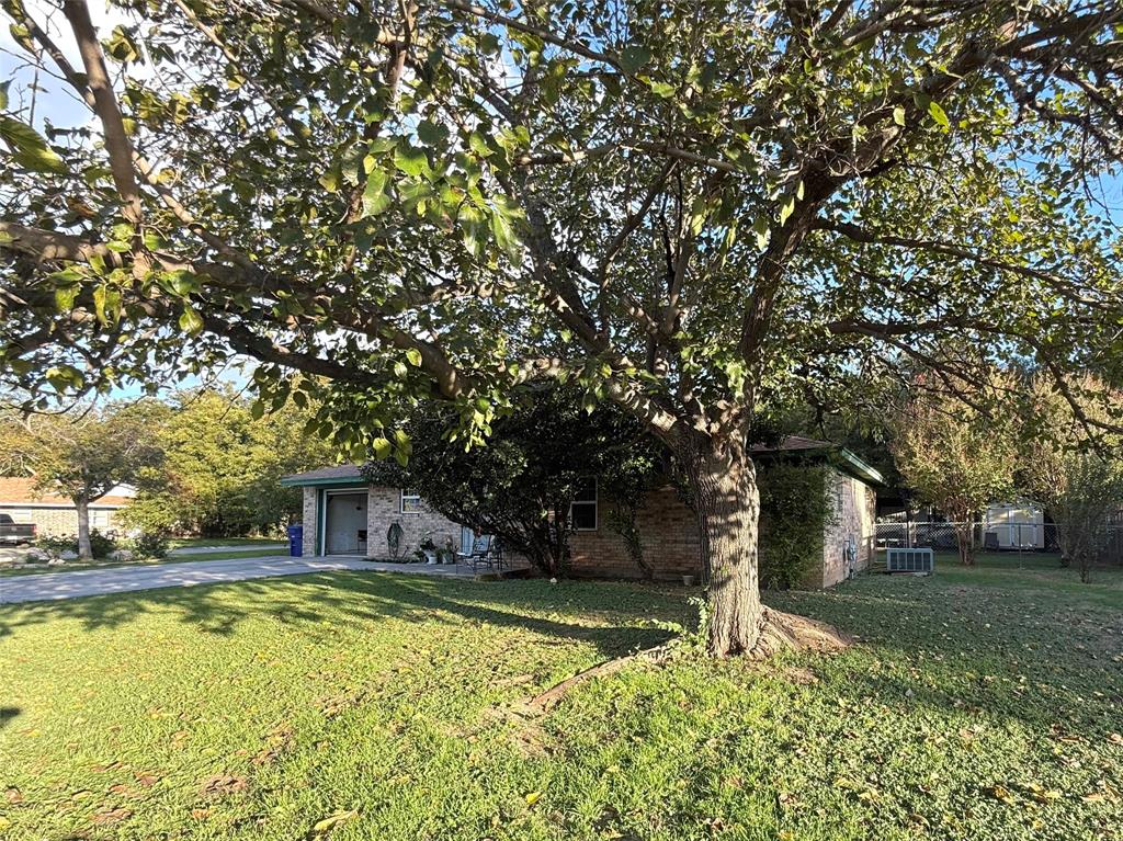 500 Valley View Street - Photo 2