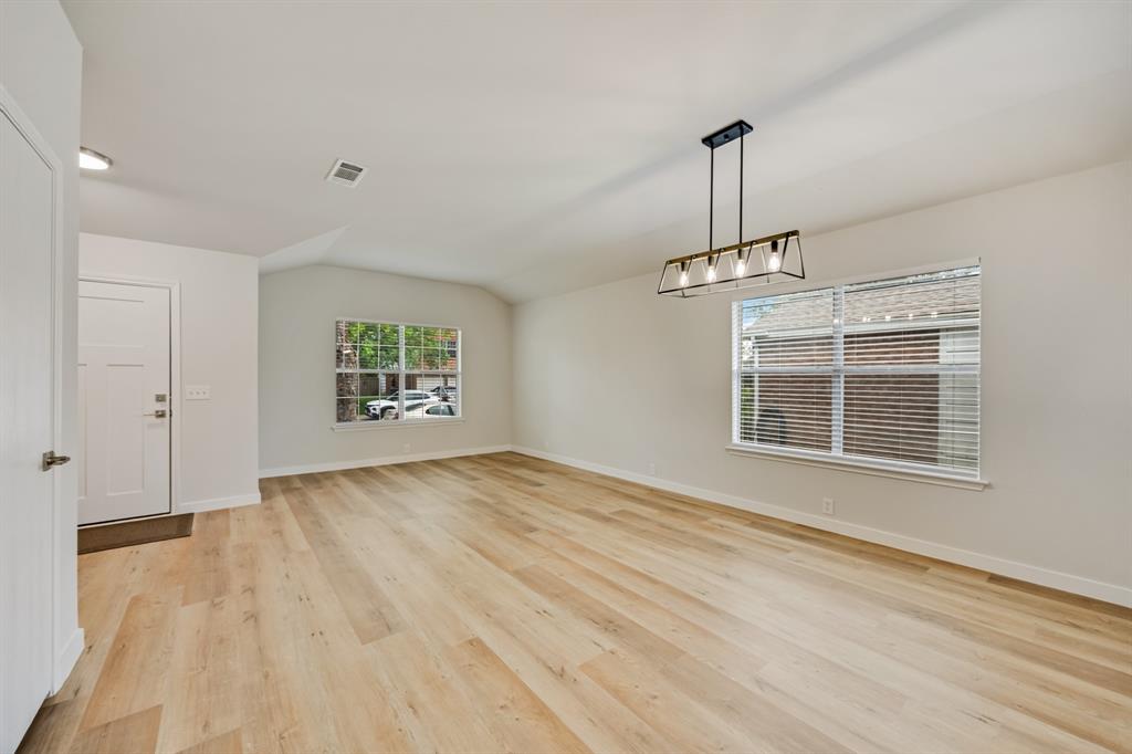 7127 Larkin Drive - Photo 4