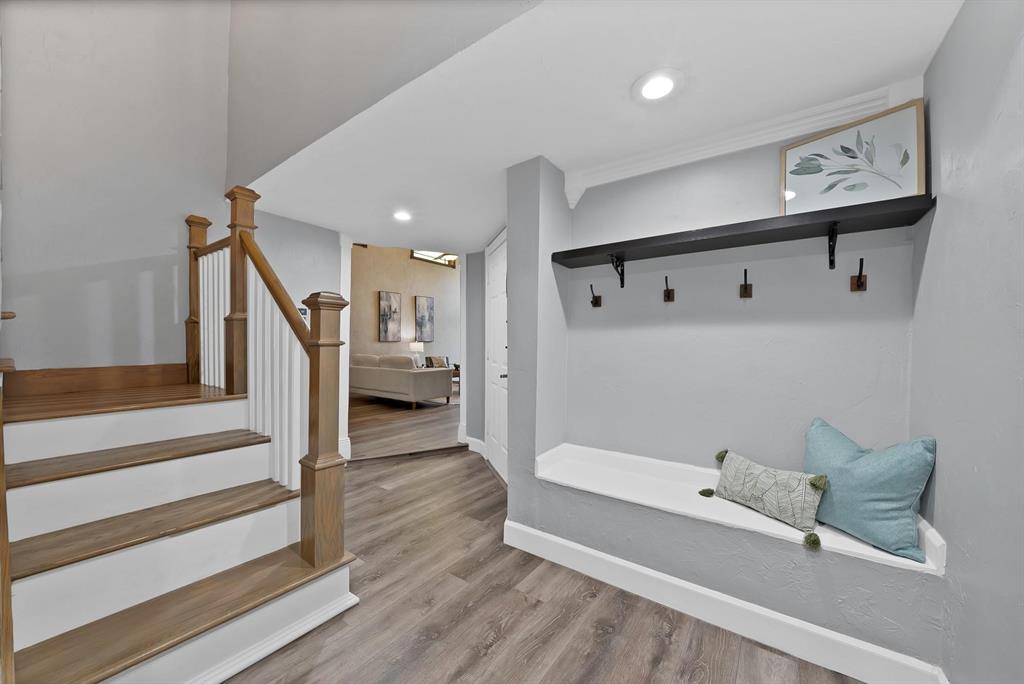 306 E Rochelle Boulevard - Photo 16