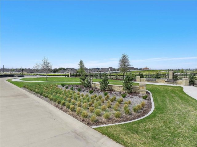 39 Turnberry Court