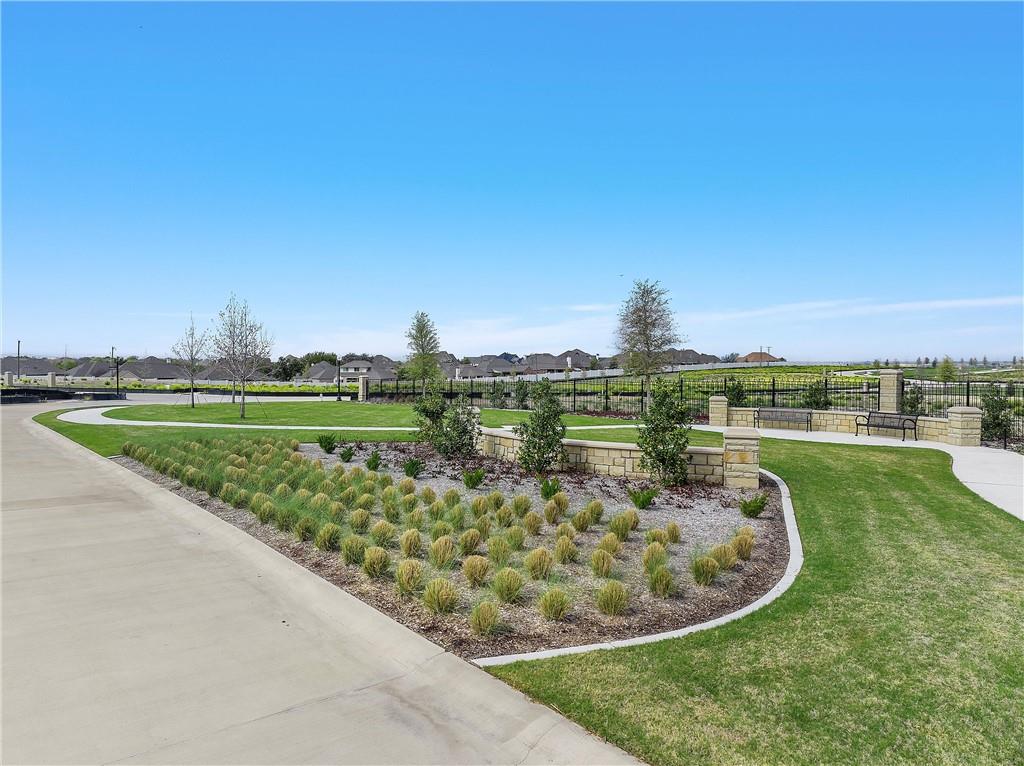 39 Turnberry Court - Photo 1