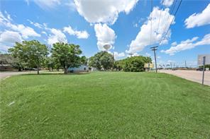 319 S Hewitt Drive - Photo 2