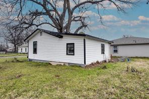 1001 Calhoun Avenue - Photo 5