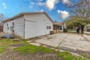 2325 Park Avenue - Photo 4