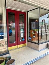 421 Main Street - Photo 2